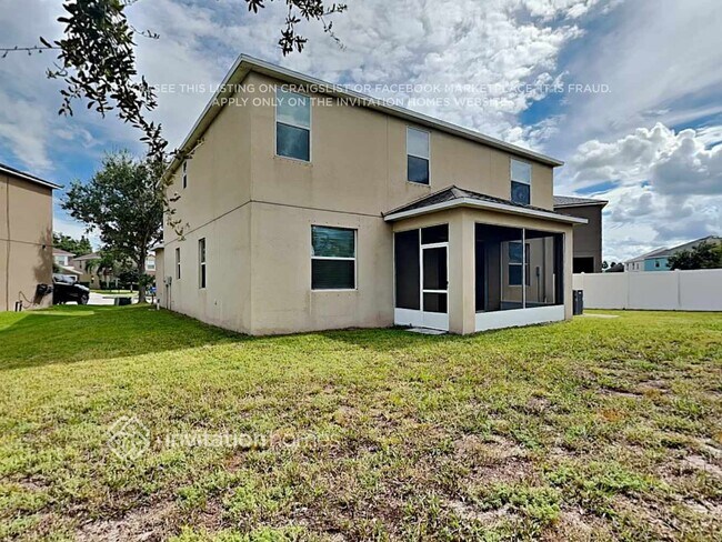 Building Photo - 1812 Oak Pond St