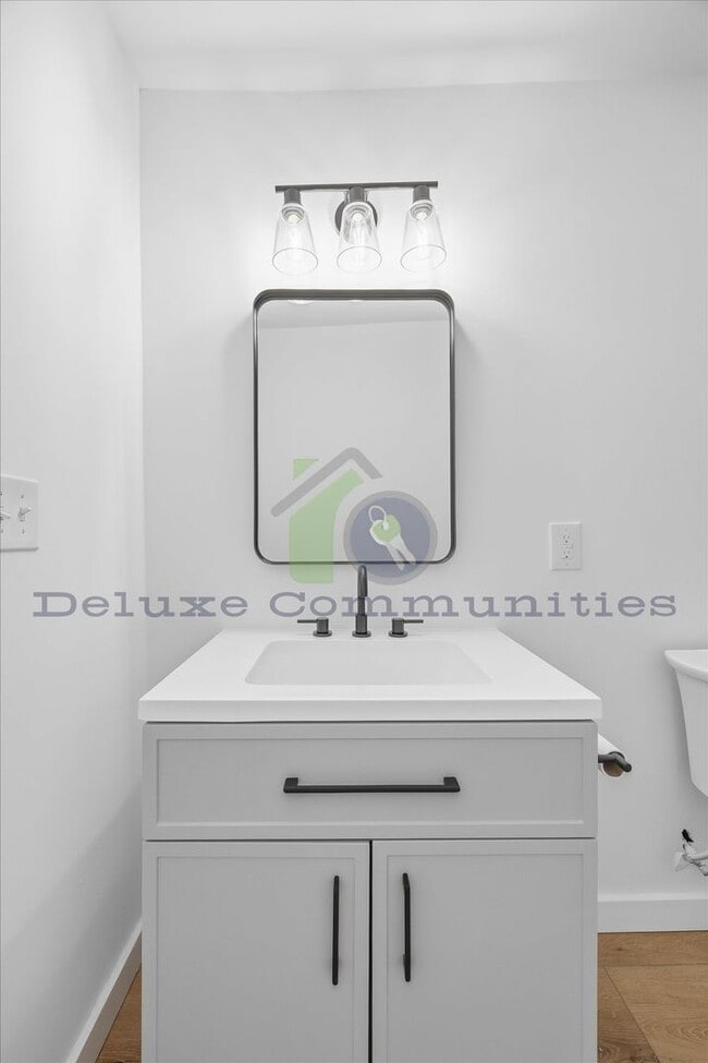 Building Photo - Stunning Fully Remodeled 3 Bed Home on a Huge Lot in Coopersville