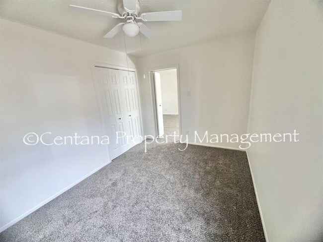 Building Photo - Nice and cozy bungalow in the sweet town of Anaconda!