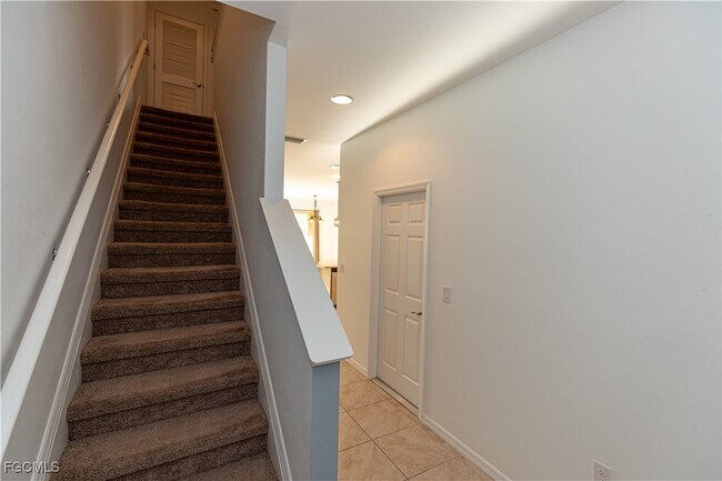 Building Photo - 3770 Tilbor Circle