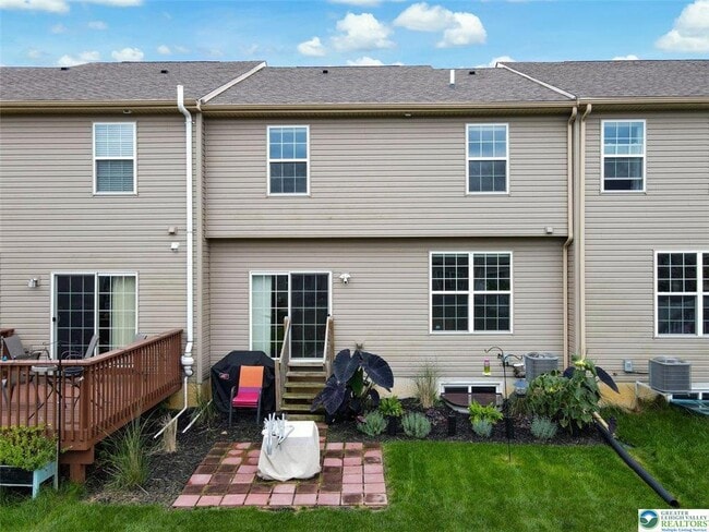 Building Photo - 4492 Cottonwood Dr