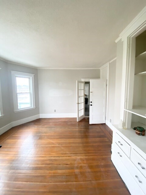 Building Photo - 109-111-111 Chadwick St
