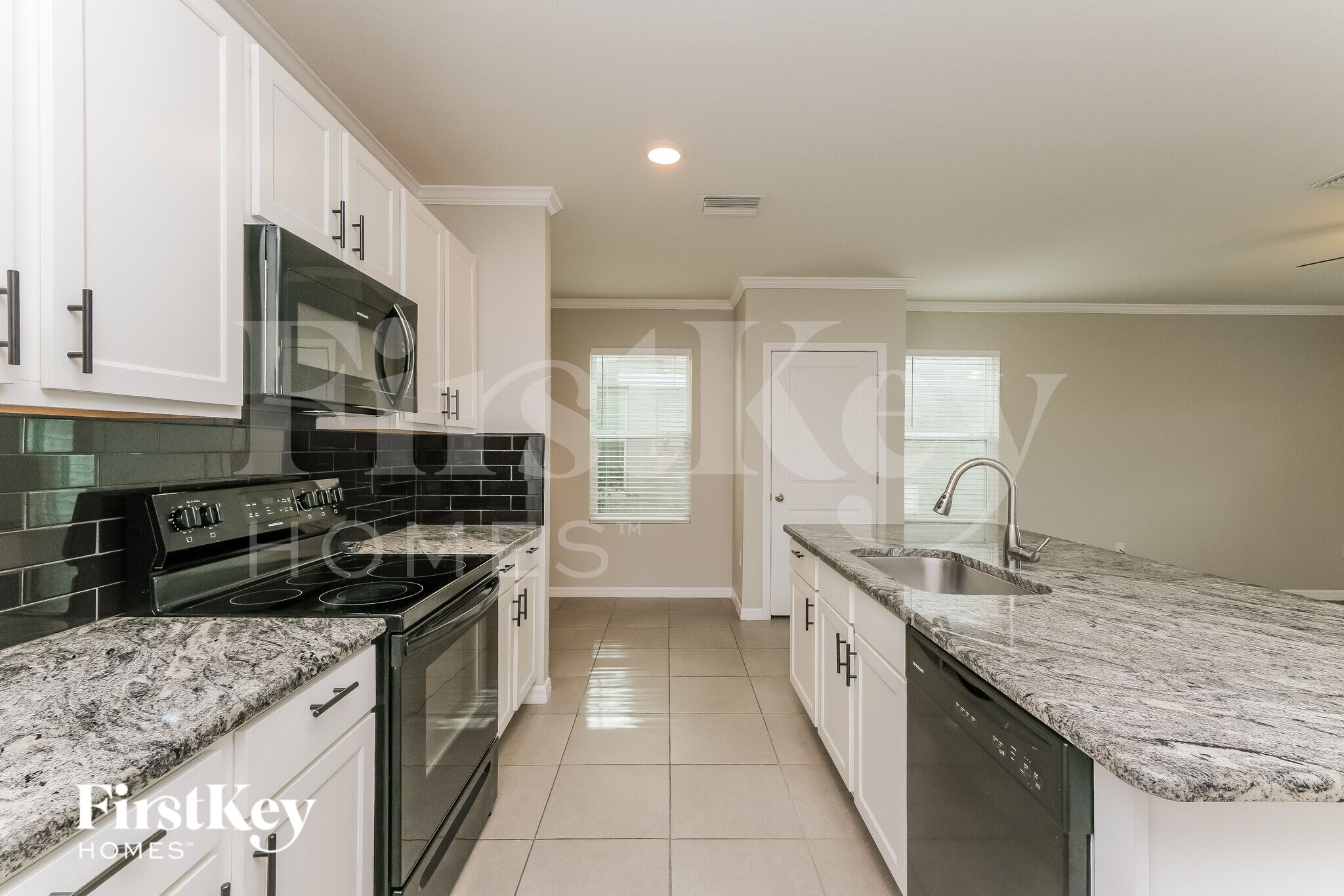 Building Photo - 10303 Geese Trail Cir