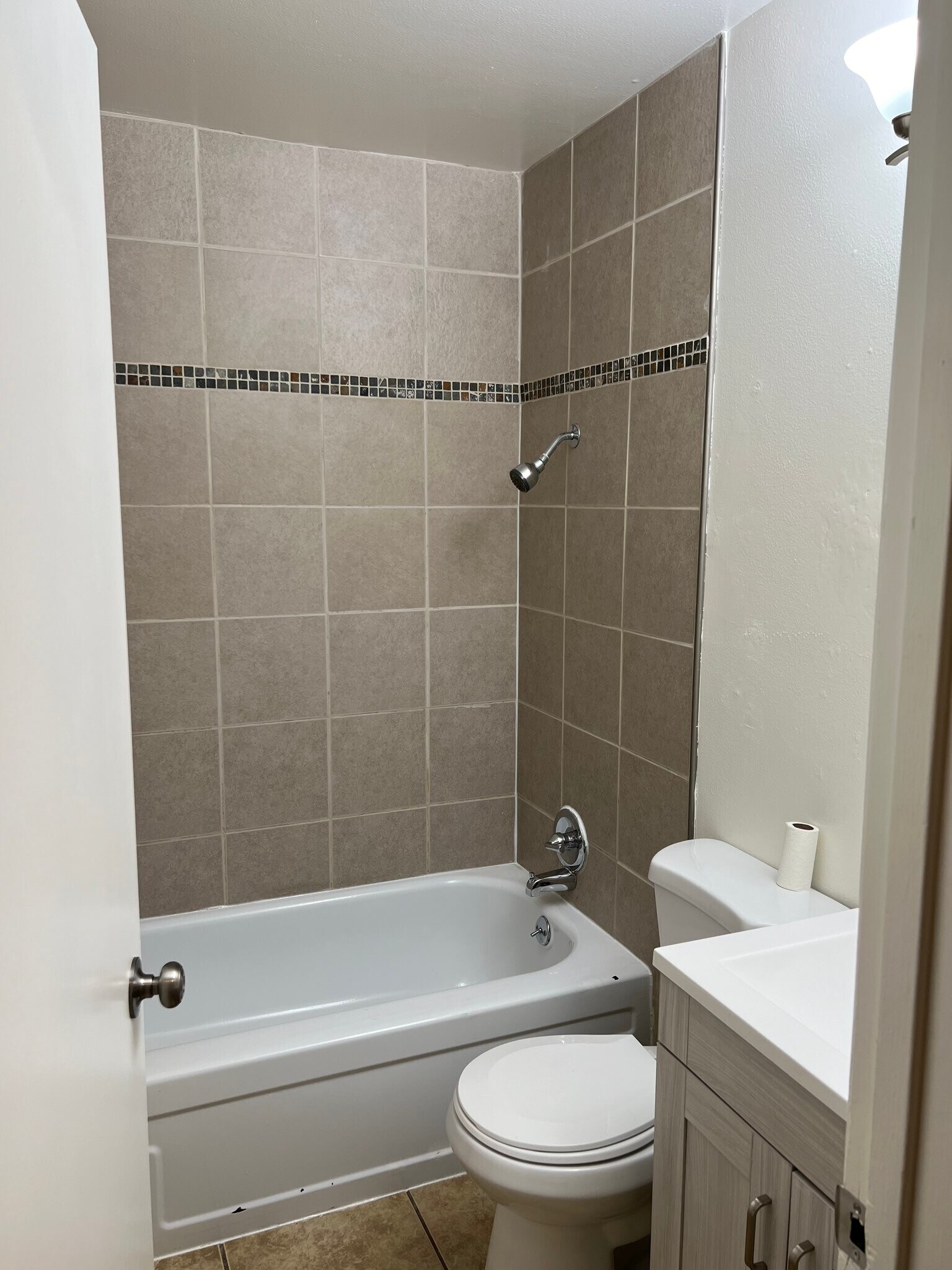 Building Photo - 1709 Carver Ct