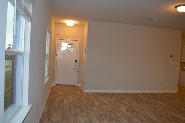 Building Photo - 2800 Bridekirk Dr