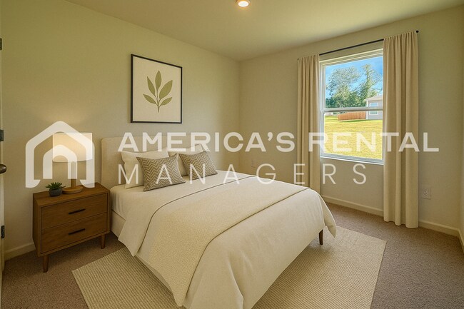 Building Photo - Available for Move-In Soon! Available to V...
