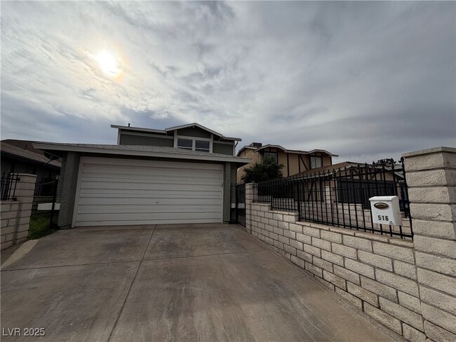 Primary Photo - 516 Inness Ave