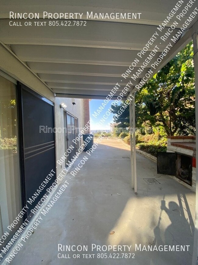 Building Photo - 555 Skyline Rd