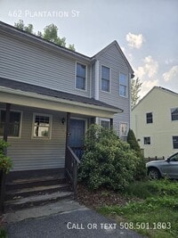 Building Photo - 462 Plantation St