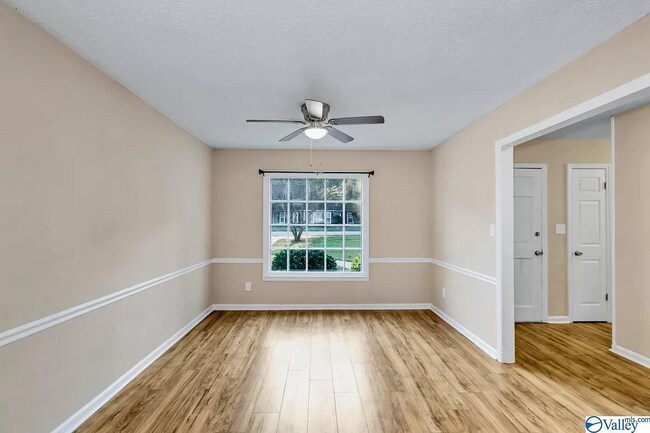 Building Photo - 13010 Coys Dr SE