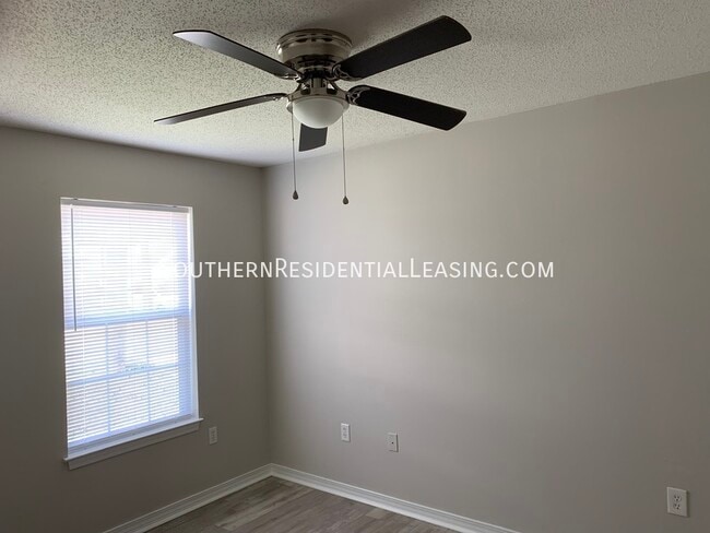 Building Photo - Freeport Village~~ by Southern