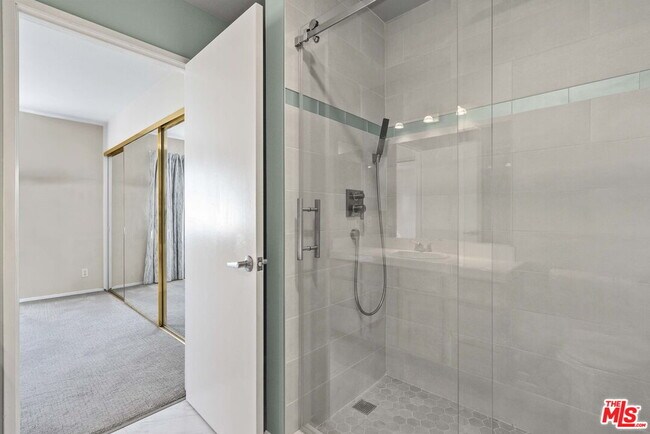 Building Photo - 1802 20th St