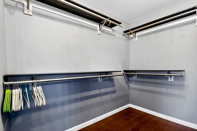 Building Photo - 8828 E Riviera Dr