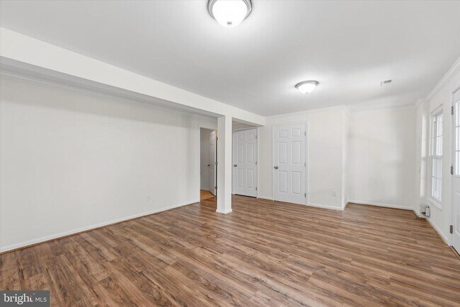 Building Photo - 20335 Briarcliff Terrace