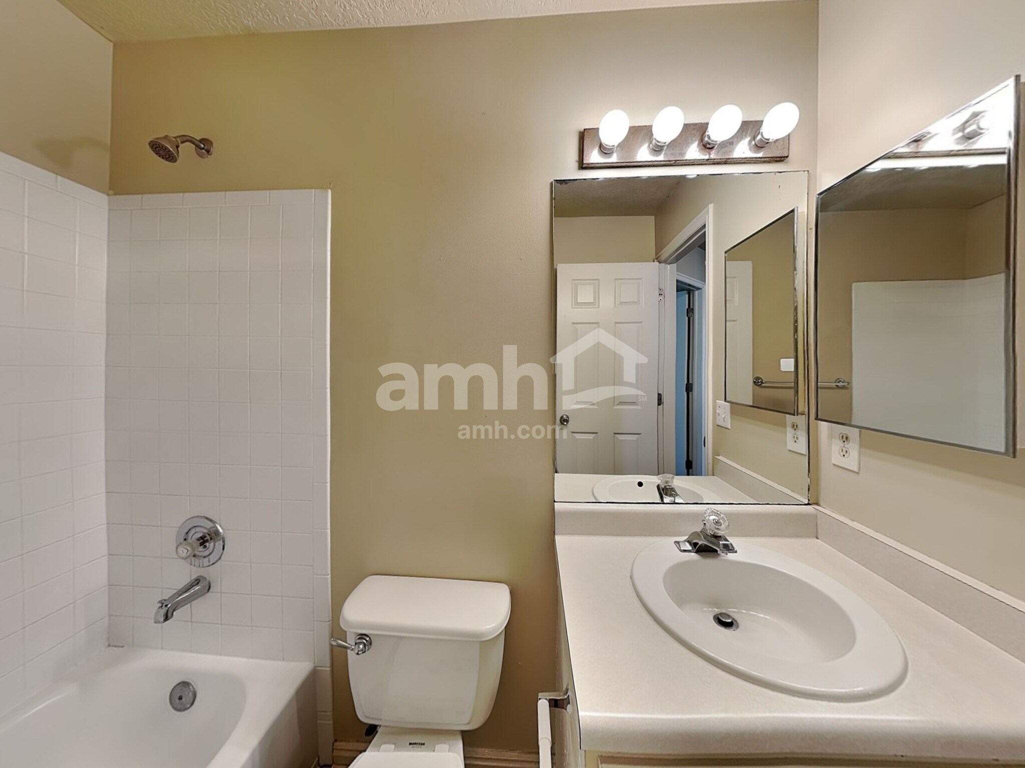 Building Photo - 6655 W Millen Cir