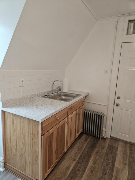 Kitchen - 1627 N 2nd St