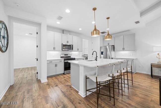 Building Photo - 8676 Coral Reef Wy