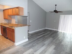 Building Photo - 5612 Rock Island Rd