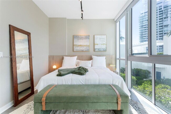 Building Photo - 50 South Pointe Dr