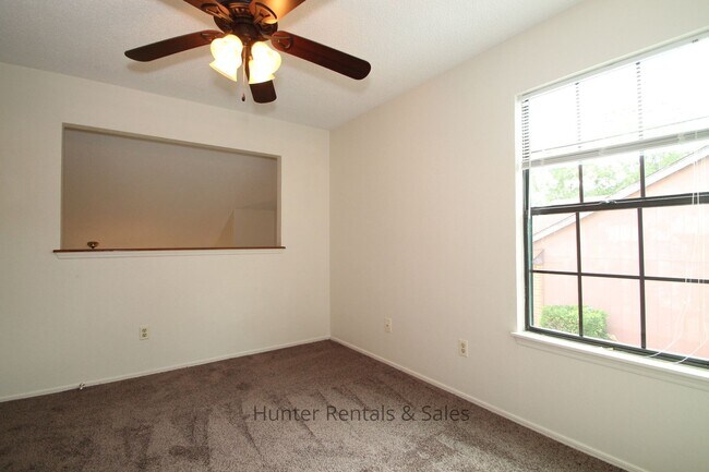 Building Photo - Two-Story Dream!