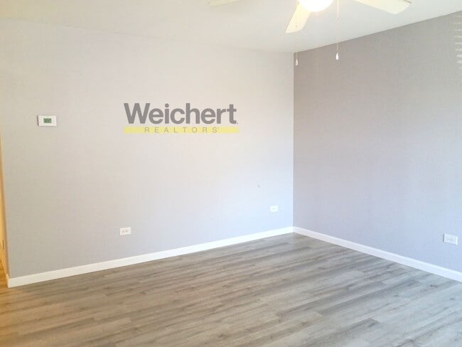 Building Photo - 718 S 4th St