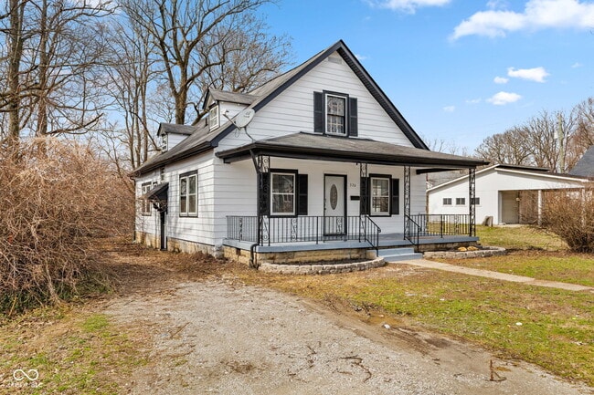 Building Photo - 320 Lockerbie St