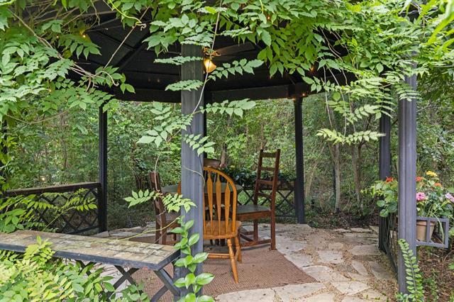 Building Photo - 1515 Sereno Dr