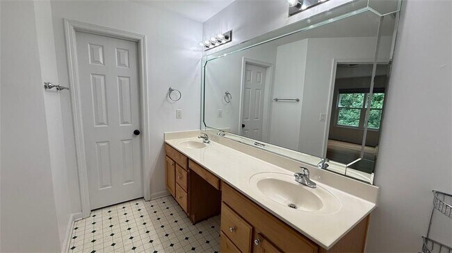 Building Photo - 137 Daisy Meadow Trail