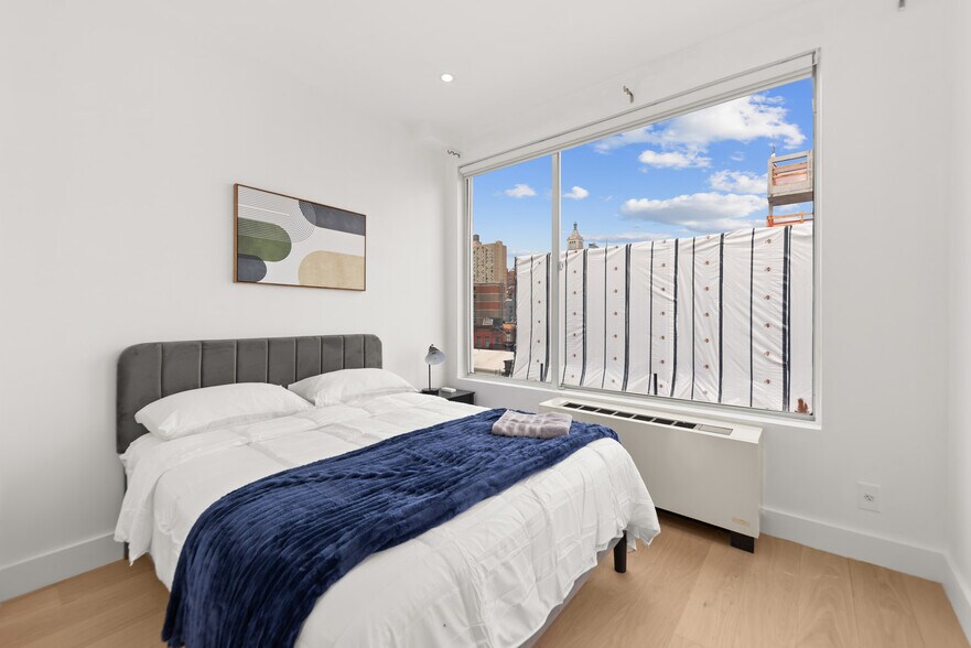 Building Photo - 19-23 Saint Marks Place-SI ID1499940P