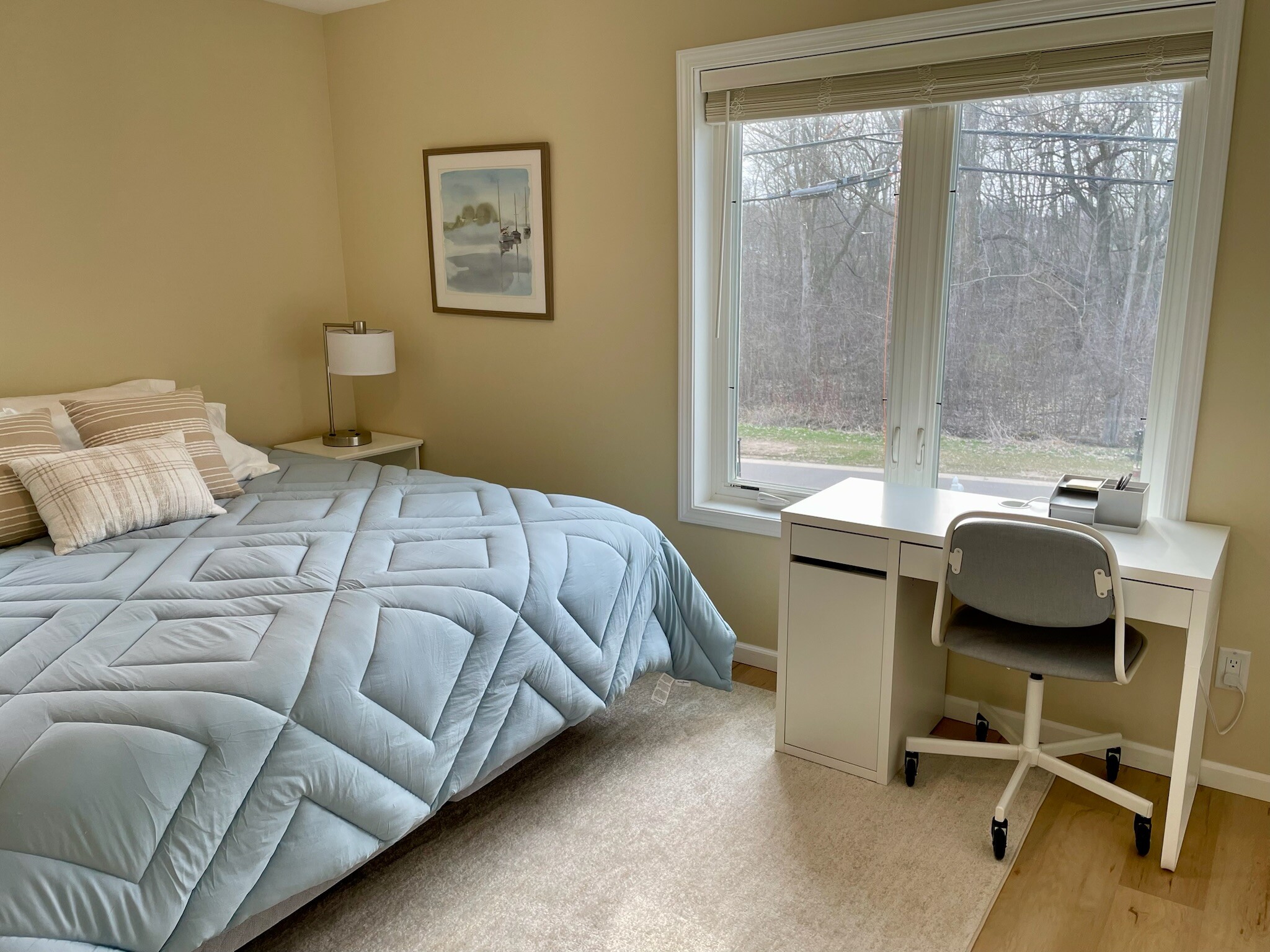 Bedroom 1 king bed and desk. - 2225 Middleton Beach Rd