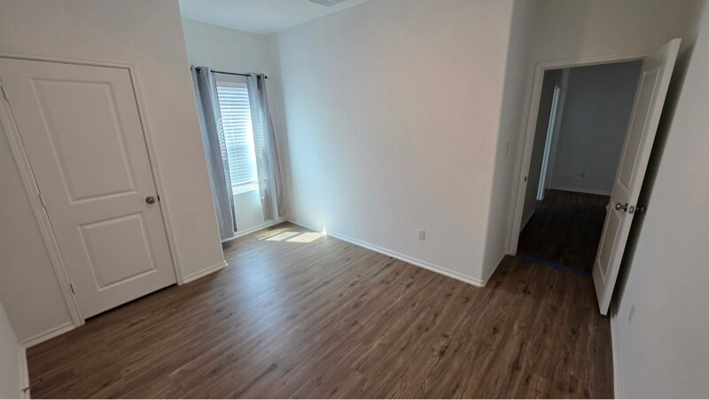 Building Photo - 311 Sunfish Ln