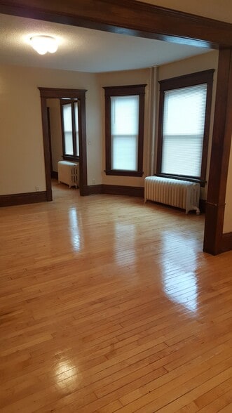 Dining Room - 2217 Jackson St NE