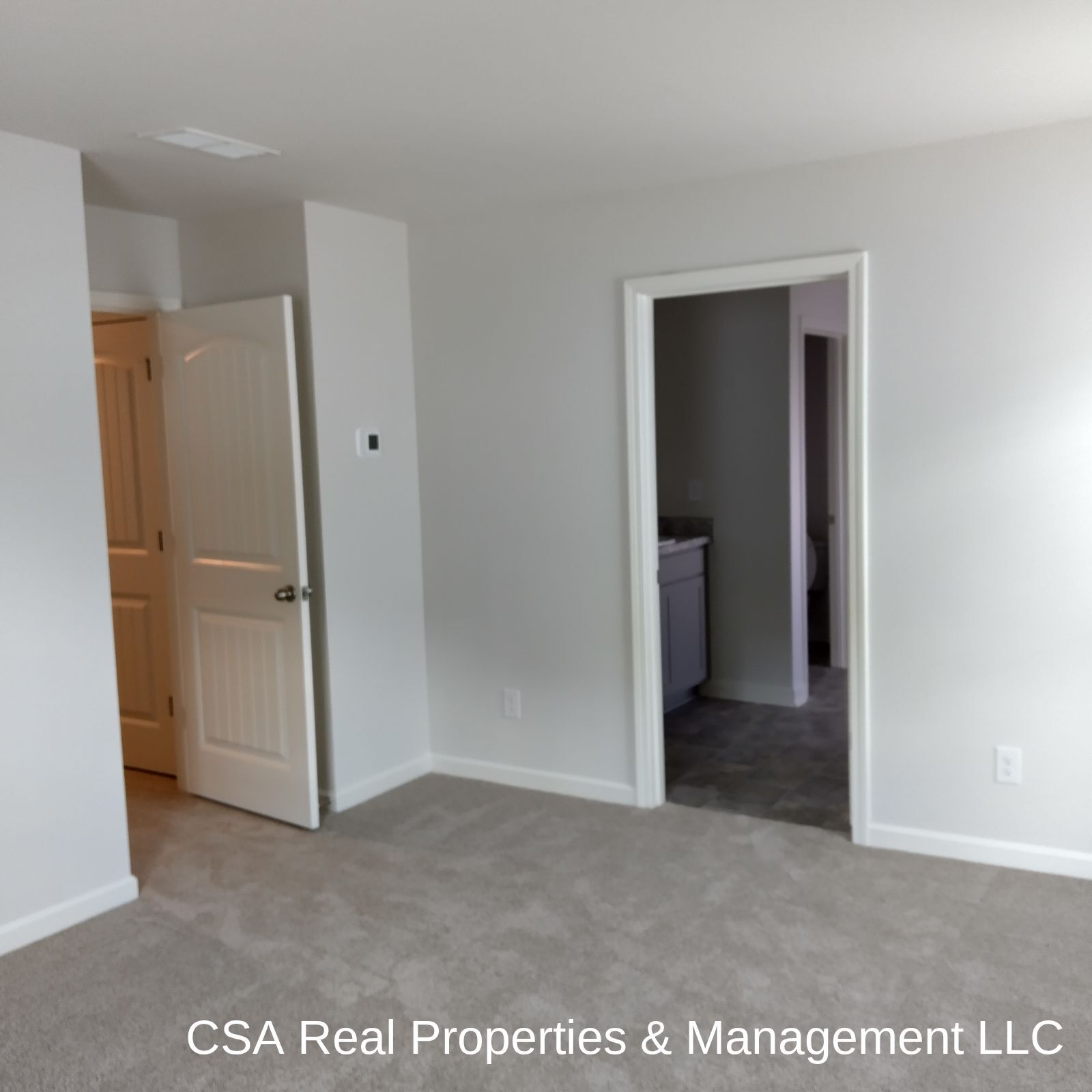 Building Photo - 8240 Bluewater Dr