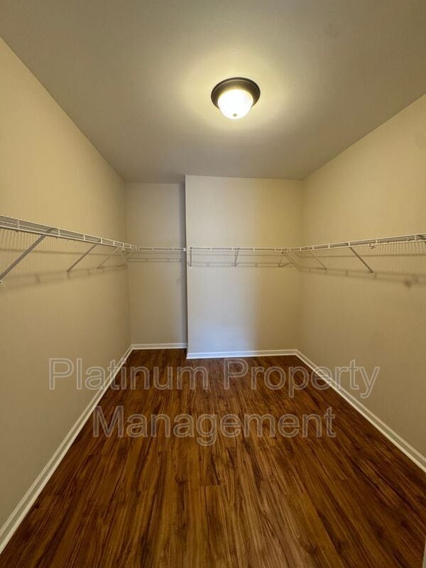 Building Photo - 3206 Buck Way