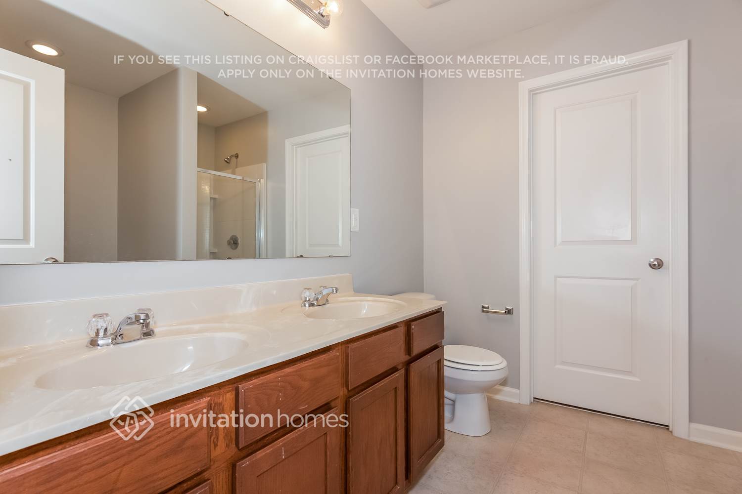 Building Photo - 7004 Dacian Ln