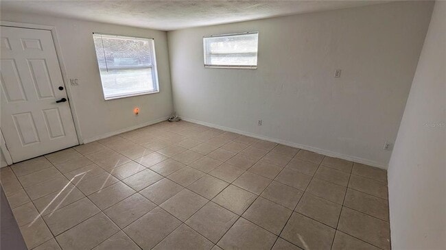 Building Photo - 11301 110th Terrace