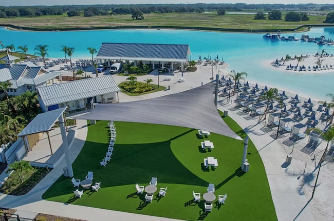 Building Photo - Spacious 4/3/3 home in Mirada