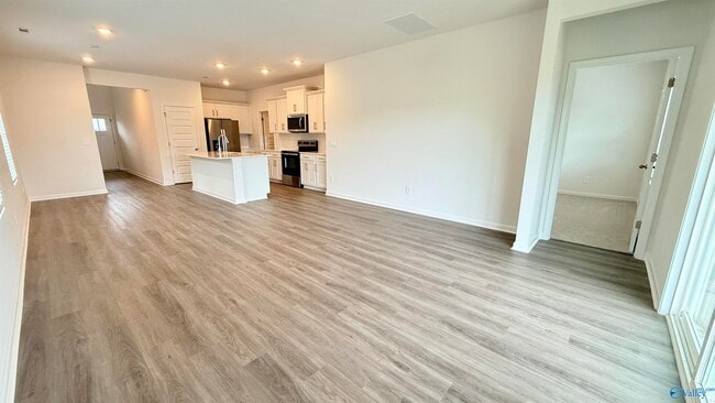 Building Photo - 8259 Huspa Ave