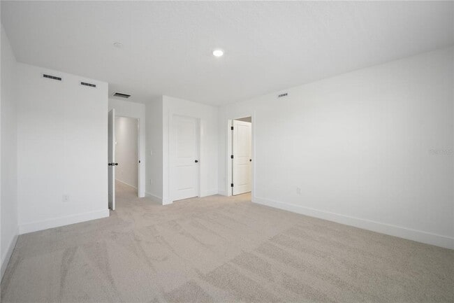Building Photo - 15219 Hamlin Pk Dr