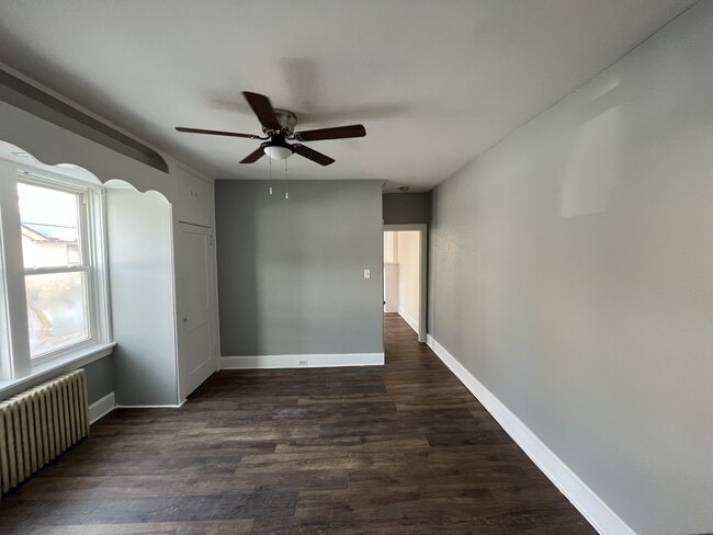 Building Photo - 800 S 27th St