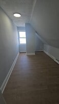 Building Photo - 65 Hudson St