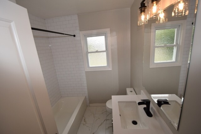 Building Photo - 2395 Tyrolean Way