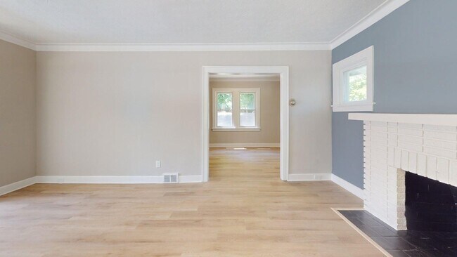 Building Photo - 4528 Rainbow Rd