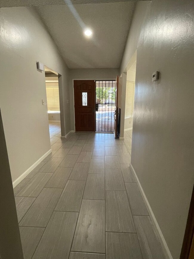 Building Photo - Coming Soon!