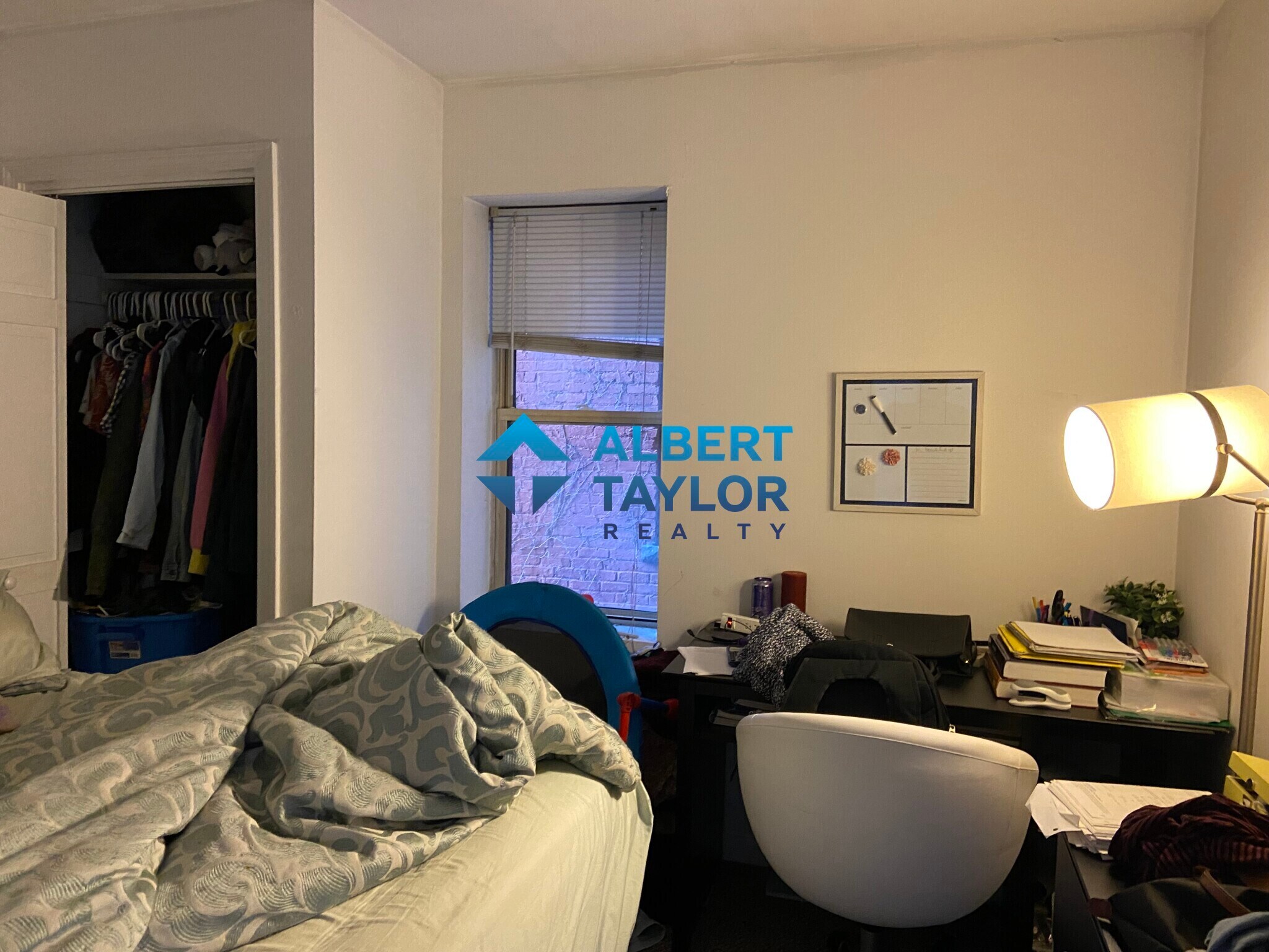 Building Photo - 22 Saint Cyprians Pl