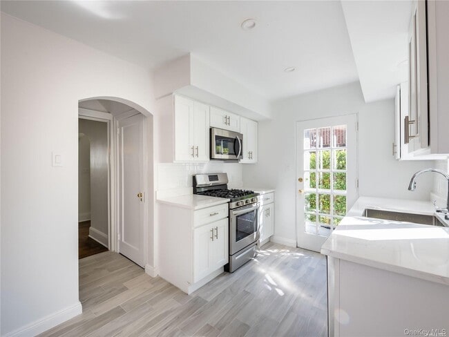 Building Photo - 109 Chase Rd