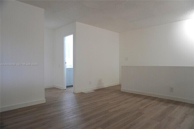 Building Photo - 17901 NW 68th Ave