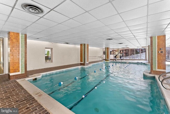 Building Photo - 4601 N Park Ave