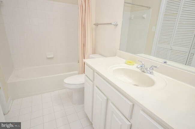 Building Photo - 307 Ridgemont Ave