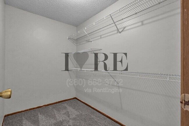 Building Photo - 5066 Ivywild Ave